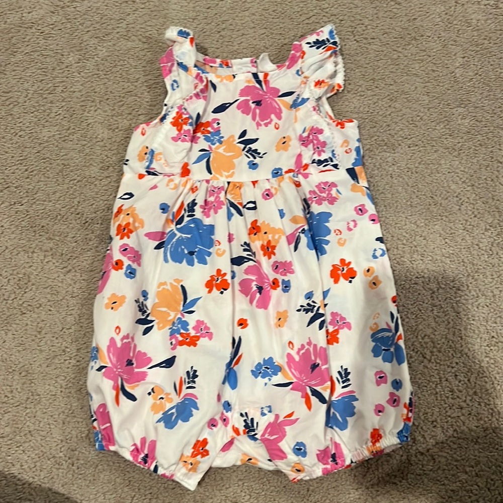 Baby Gap 6-12 month bubble